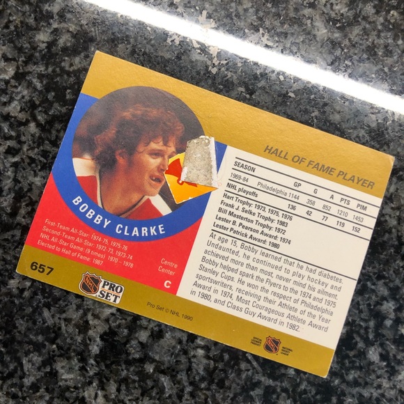 Bobby Clarke Pro Set 1990 Hall of Fame #657 hockey card!! - Picture 2 of 2